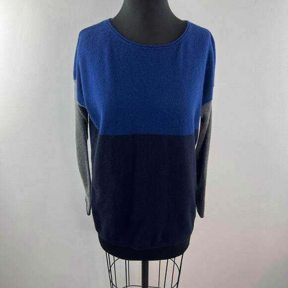 VINCE Blue Gray Black Sweater Wool Knit Round Neck Drop Shoulder Size X-Small XS - Picture 2 of 10